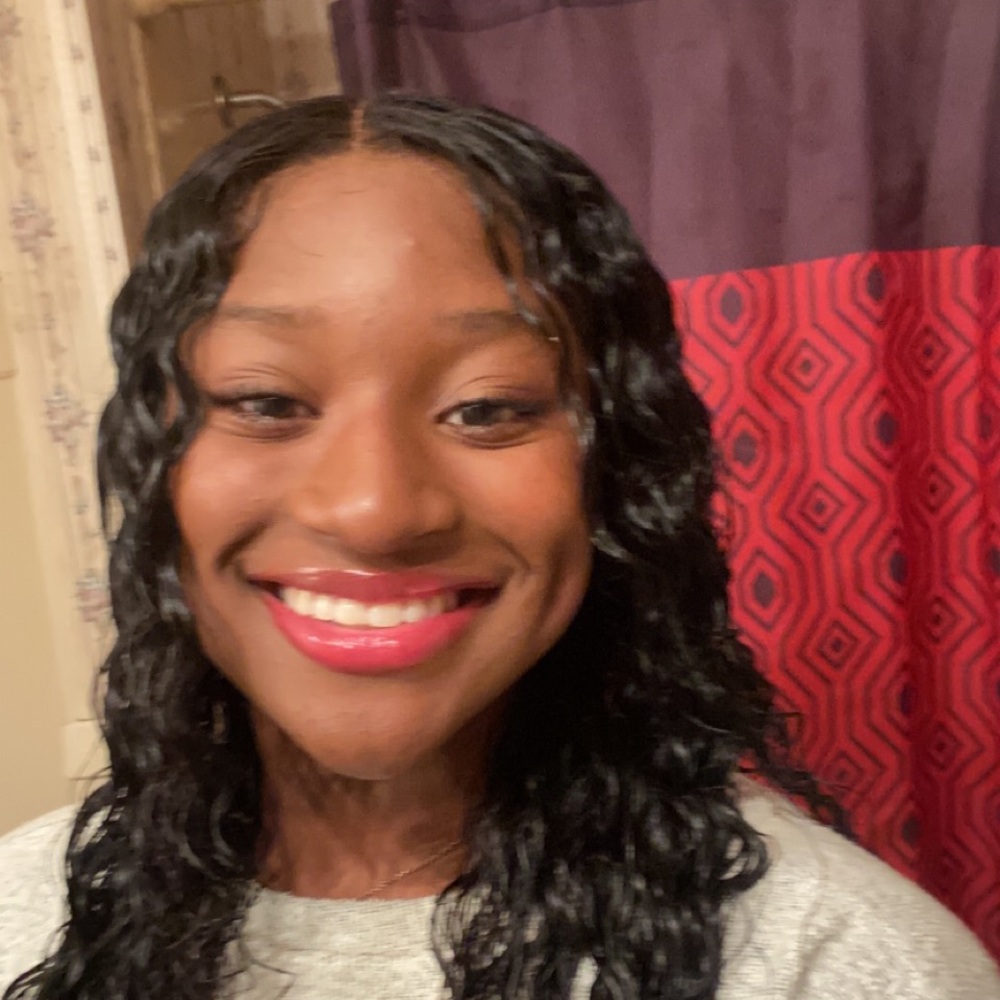 Meet your Posher, Gabby